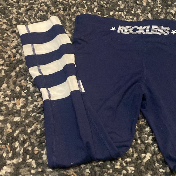 Young & Reckless Yoga Pants Blue and White Size Small See Pics - Picture 5 of 7